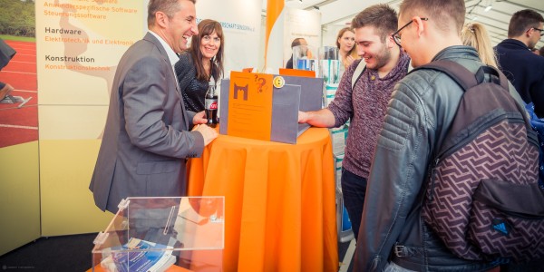 Connecta Regensburg 2017 - „Startschuss für deine Karriere“